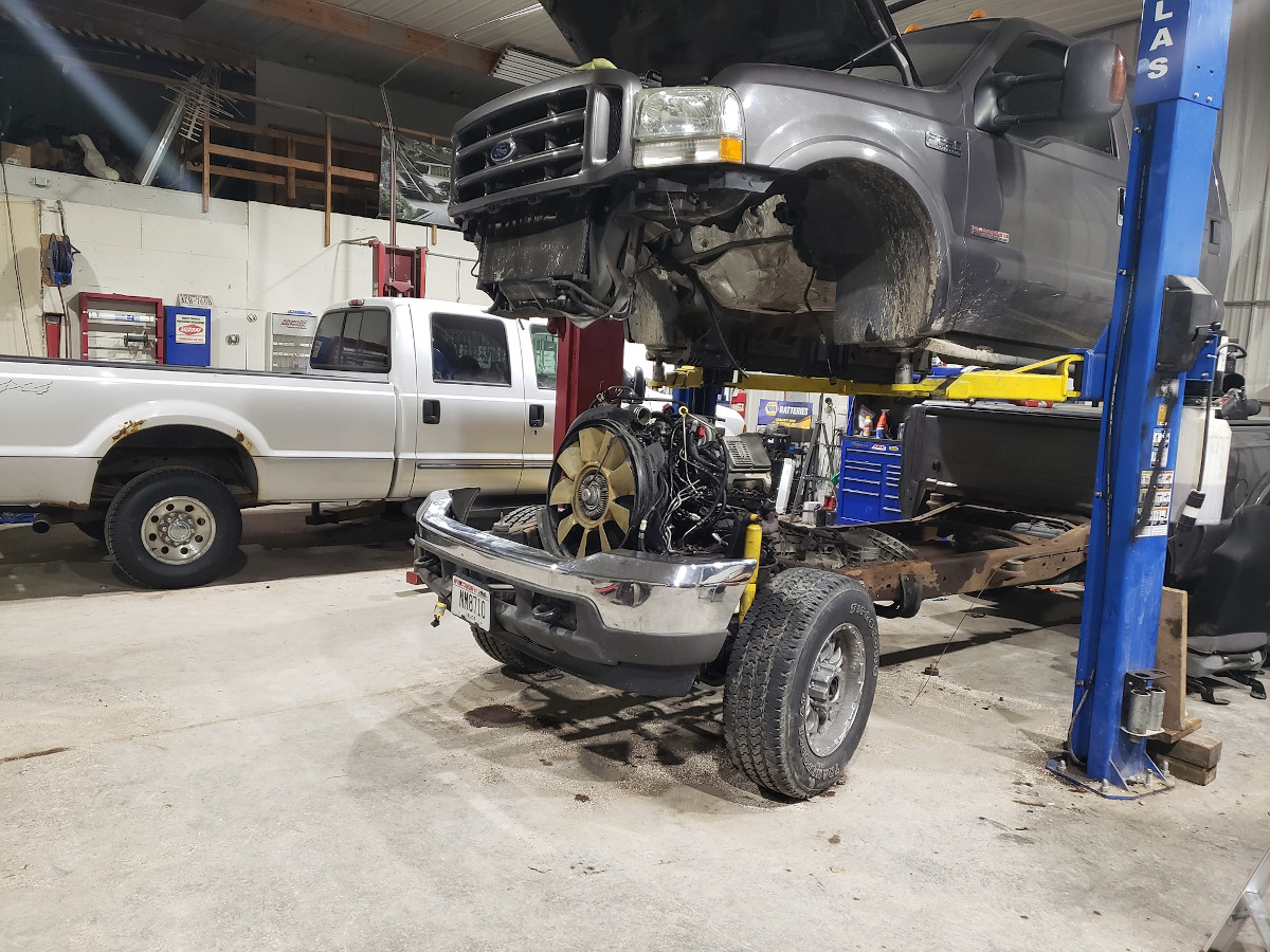 YOUR BEST CHOICE FOR AUTO REPAIR AND MAINTENANCE IN ELK MOUND